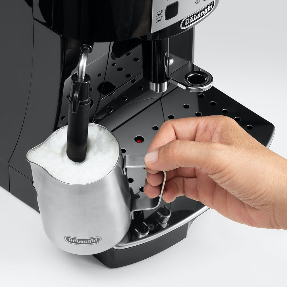 
                  
                    DeLonghi Magnifica S Automatic Coffee Machine - Black
                  
                